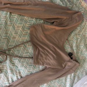 Cross back-long sleeve crop top